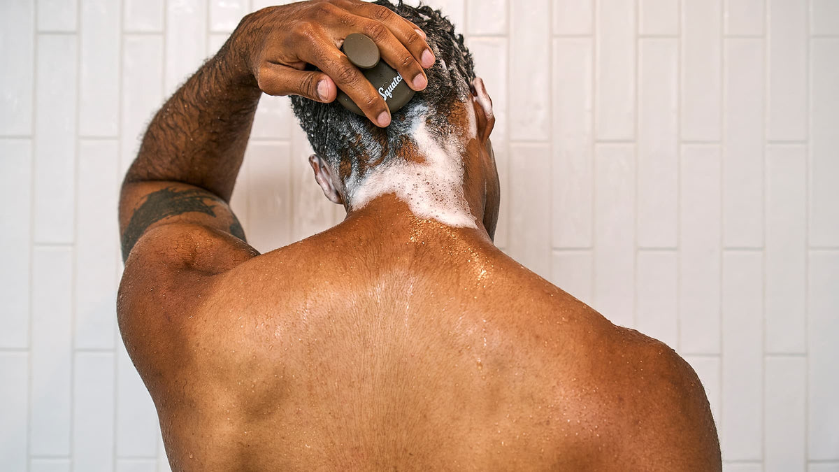 Shampooing au goudron de pin